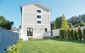 Elegante Casa Familiar 10 personas con Jardín, Parking y Wifi